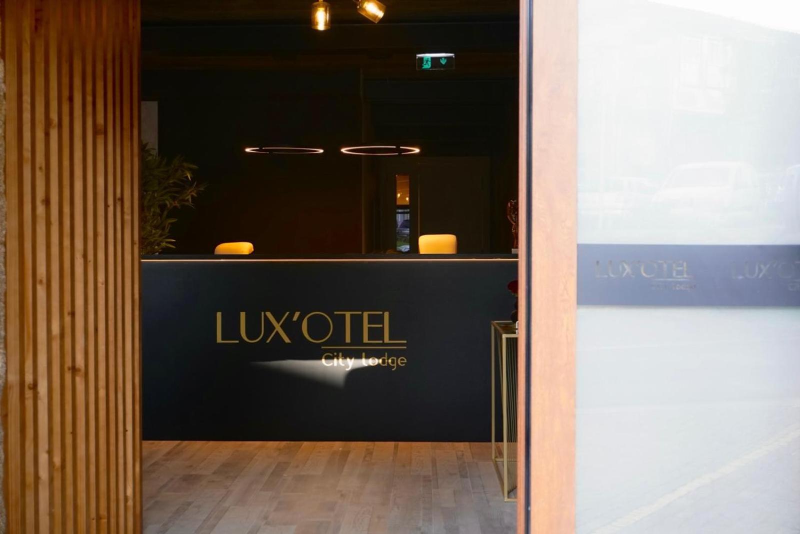Lux'Otel City Lodge 巴塞卢什 外观 照片